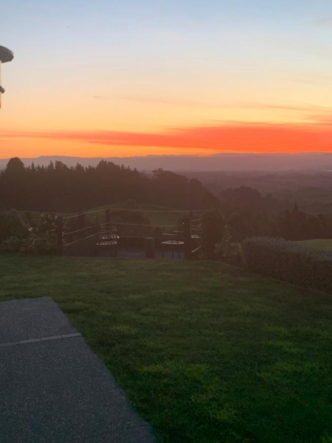 Arohanui Rural Retreat B&B タウランガ エクステリア 写真